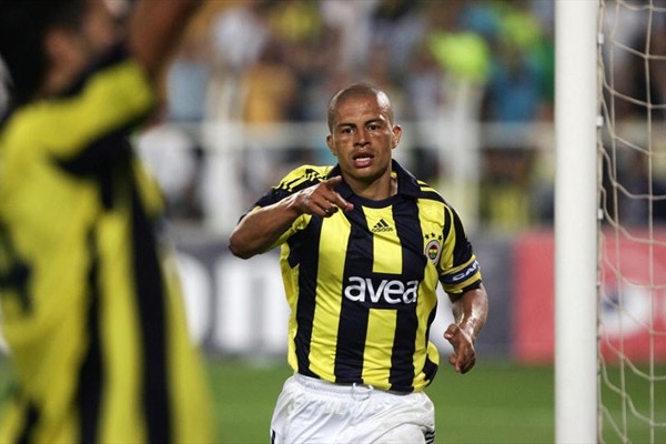 fenerbahce-v-fk-partizan_alex-scores_photo-credit-getty-images